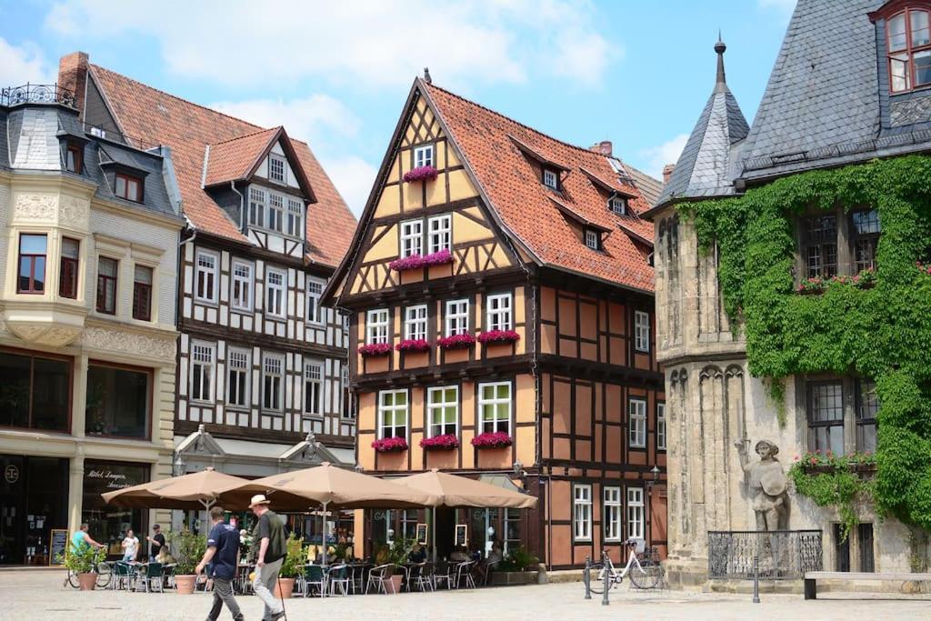 Schoene Ferienwohnung Mit Zwei Schlafzimmern 奎德林堡 外观 照片