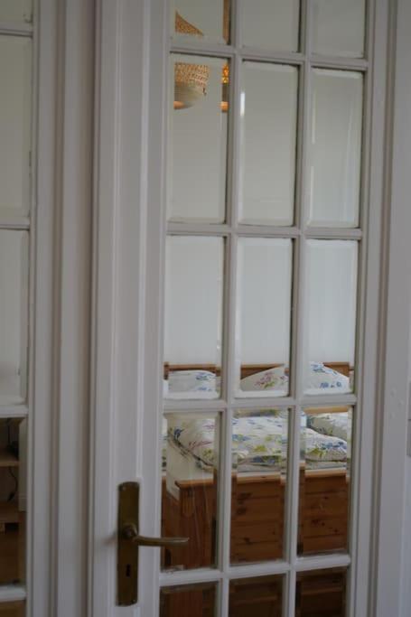 Schoene Ferienwohnung Mit Zwei Schlafzimmern 奎德林堡 外观 照片
