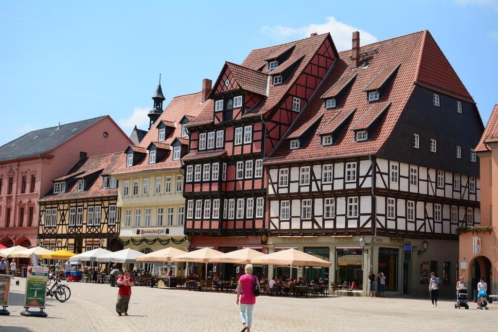 Schoene Ferienwohnung Mit Zwei Schlafzimmern 奎德林堡 外观 照片