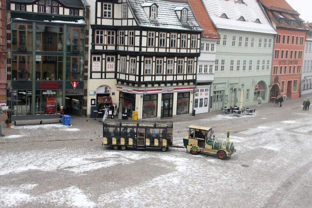Schoene Ferienwohnung Mit Zwei Schlafzimmern 奎德林堡 外观 照片